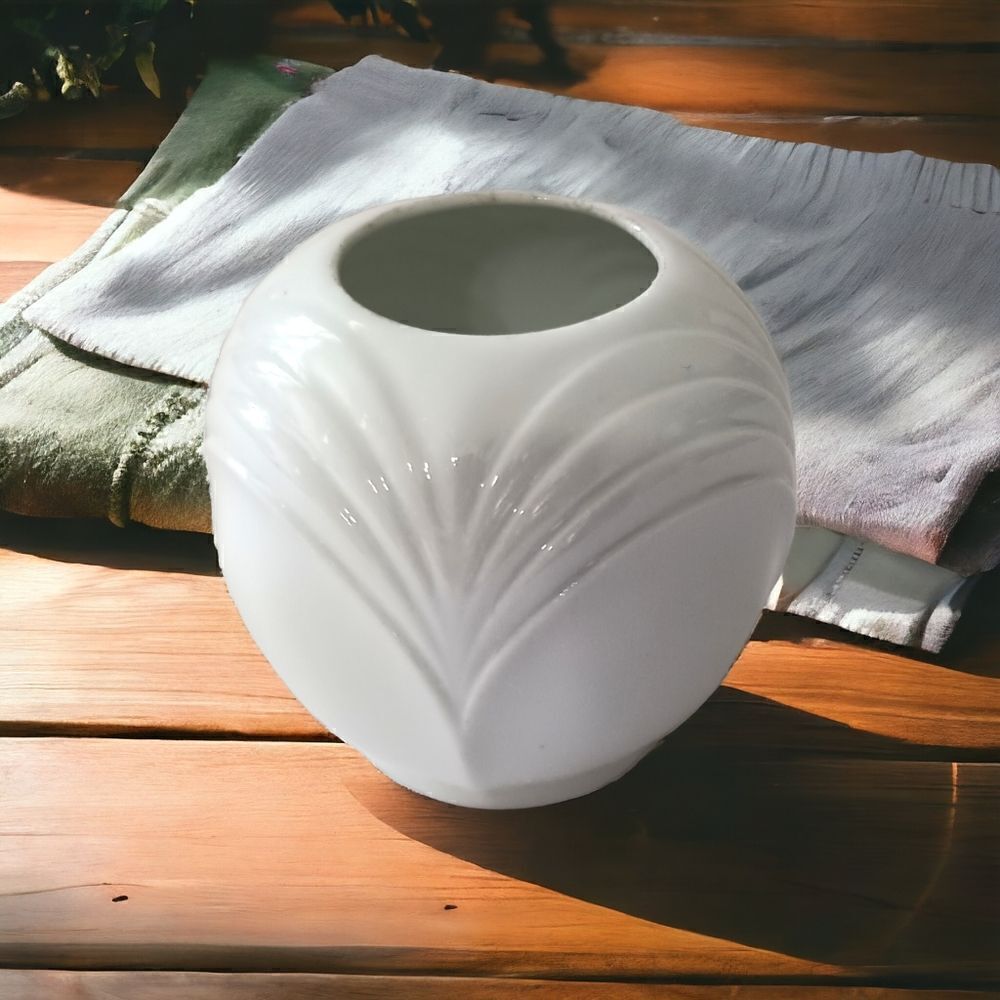 Royal Porzellan Vase Bud MINI 3" Bavaria KPM Germany ALL WHITE Modern Minimalist